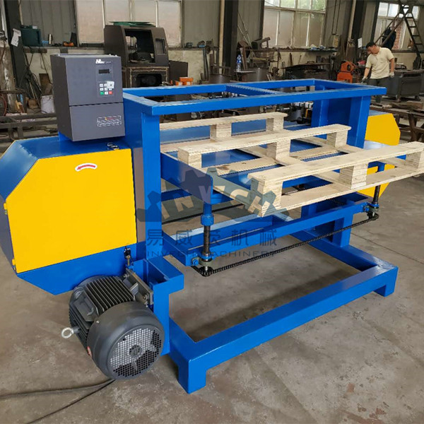 Upgraded wood pallet dismantling machine tested well during the outbreak