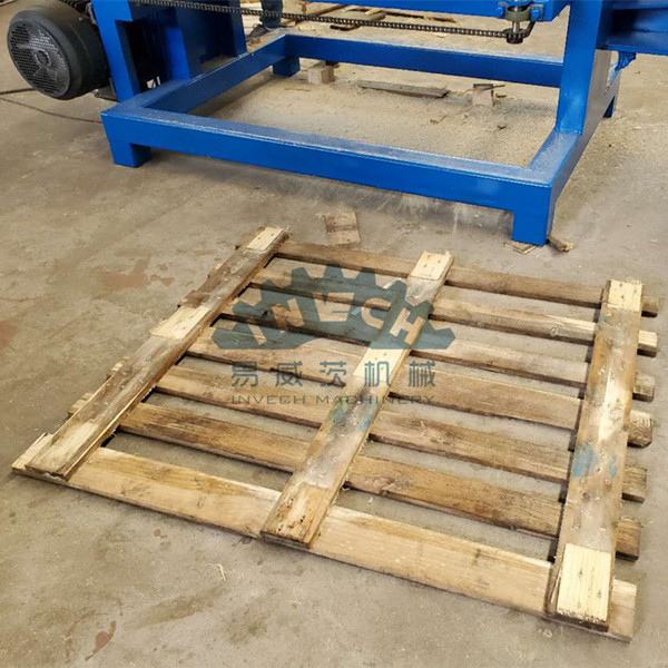 old pallet take aparat machine.png