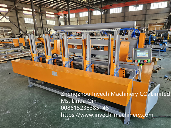 pallet block nailing machine01.jpg